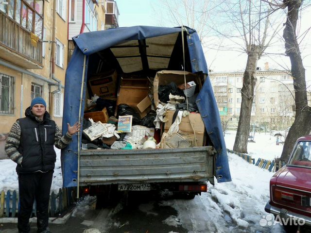 Вывоз старой мебели с дачи