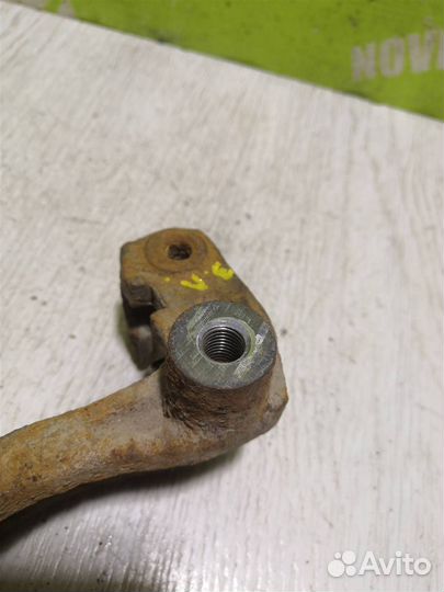 Скоба суппорта заднего Киа Сепия Шума 96-01