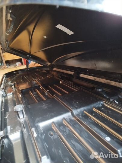 Автобокс на крышу автомобиля б/у