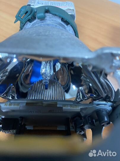 Линзы Hella 3r +лампы d3s q7