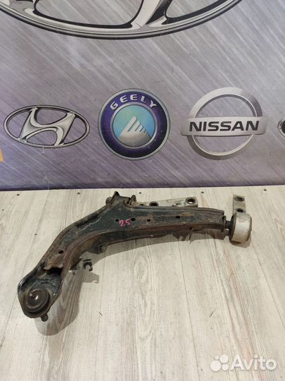 Рычаг подвески Nissan primera P12 Прав