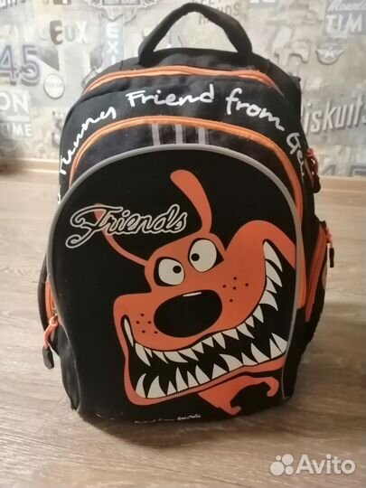 Рюкзак школьный