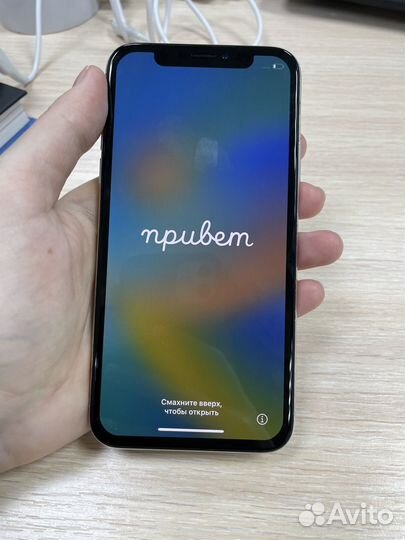 iPhone X, 64 ГБ