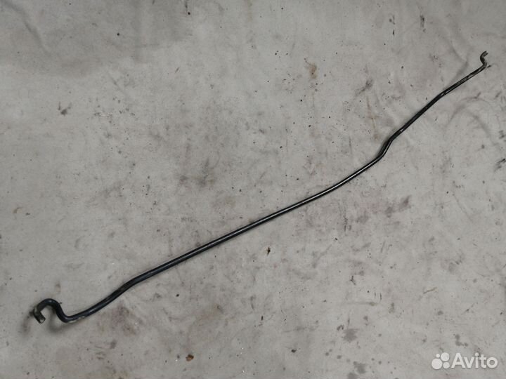 Упор капота Nissan Primera P11 рестайл. 1996-02