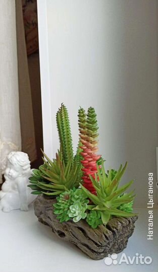 Суккуленты искусственные в кашпо