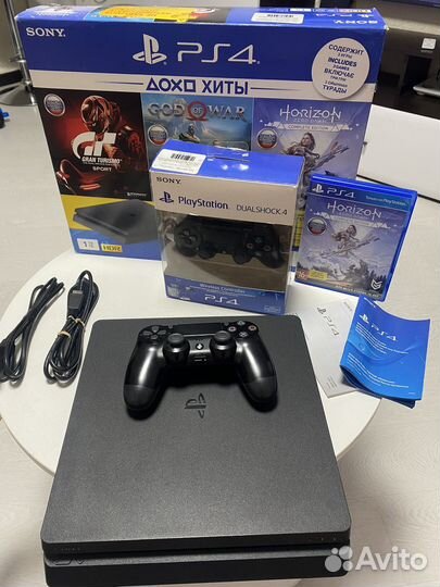 Sony playstation 4 PS4 slim 1tb