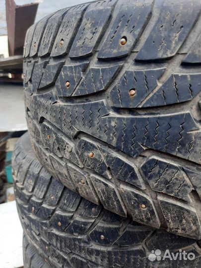 Ecovision VI-186 AT 215/55 R17