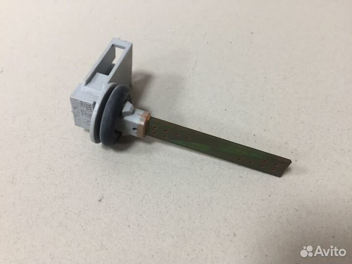 4B0820539 VAG Датчик температуры воздуха