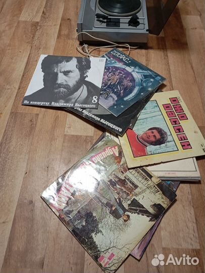 Проигрыватель винила СССР