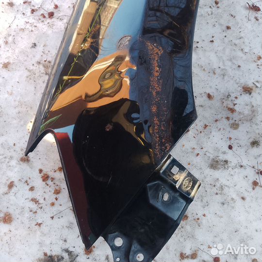 Крыло переднее левое на тойоту рав 4