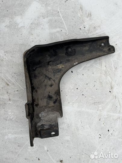 Брызговик передний левый хендай соната 7