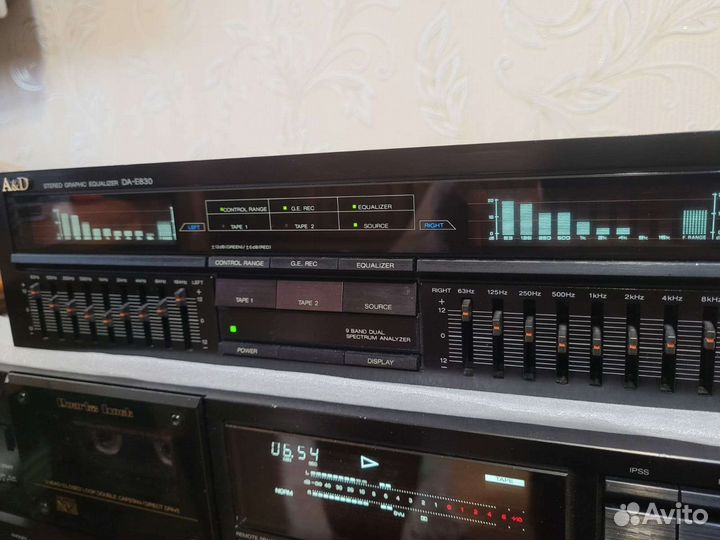 A&D akai A&D DA-E830 графический эквалайзер