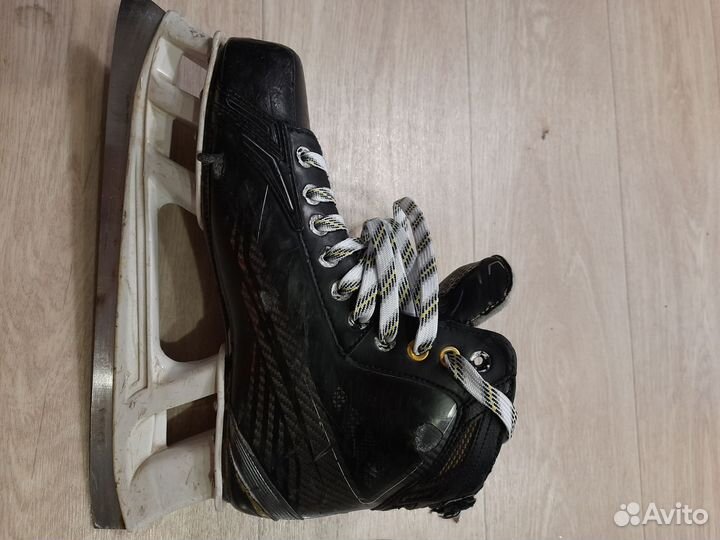 Хоккейные коньки bauer 43 размер