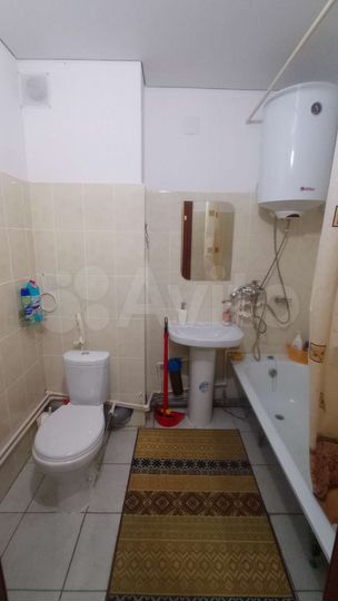 1-к. квартира, 42 м², 1/3 эт.