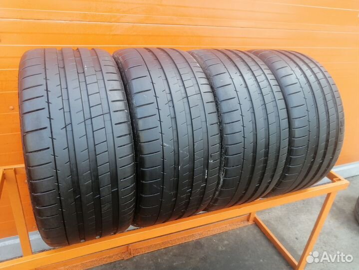Michelin Pilot Super Sport 265/35 R19 98Y