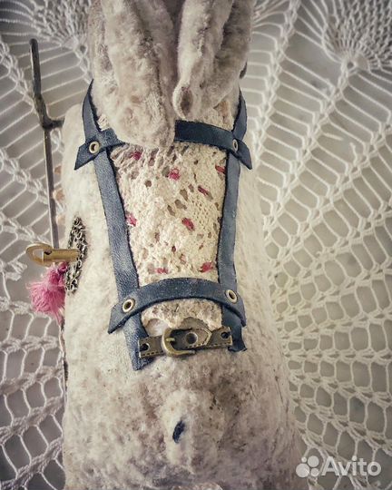 Музыкальный кролик(коллекционная игрушка)