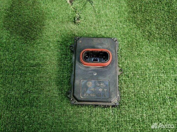 Блок управления светом Volkswagen Tiguan 2