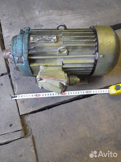 Электродвигатель 220в