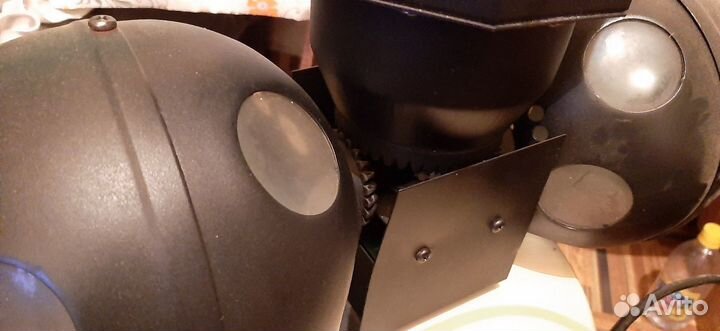 Динамический световой прибор для дискотек