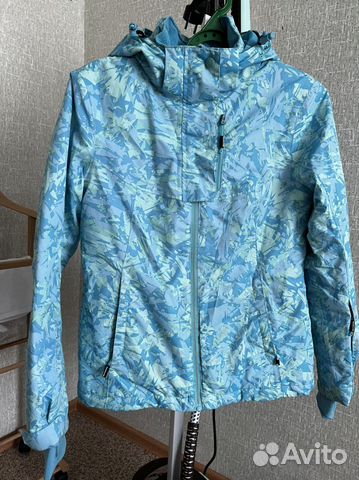 Горнолыжная куртка женская