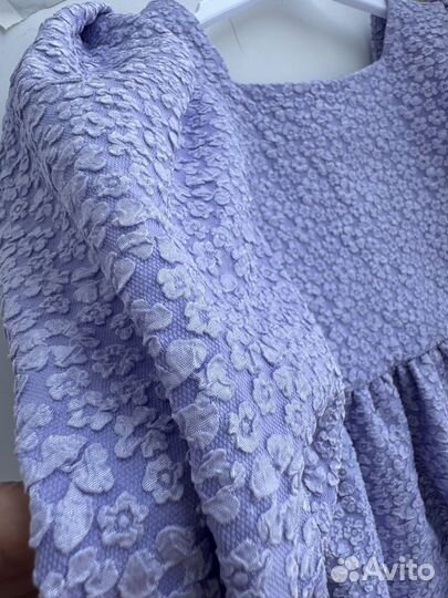 Платье с вышитыми цветами