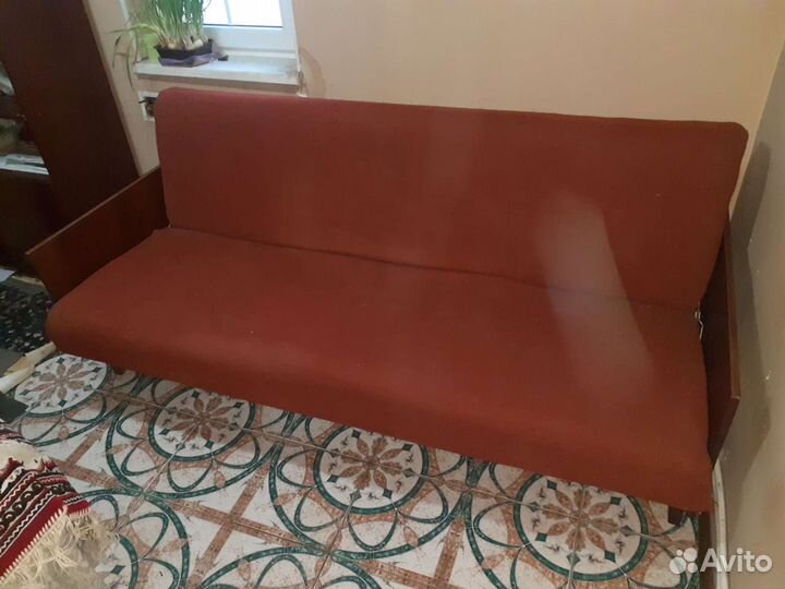 Диван книжка бу