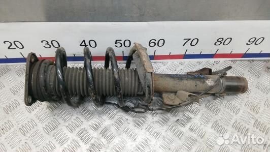 Стойка передняя правая ford kuga 1 (MKR02N501)