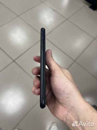 iPhone Xr, 128 ГБ