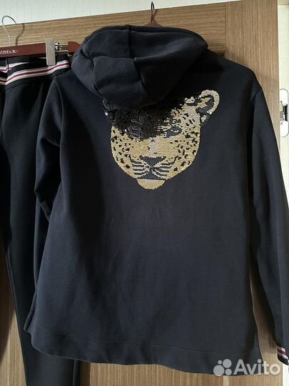 Детский костюм с переливающим принтом 146-152