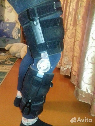 Коленный ортез