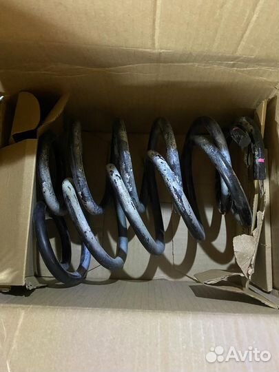 Задние пружины Санта Фе 3