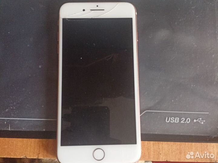 iPhone 8 Plus, 64 ГБ