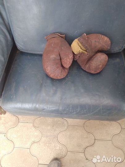 Перчатки для бокса подростковые-коже