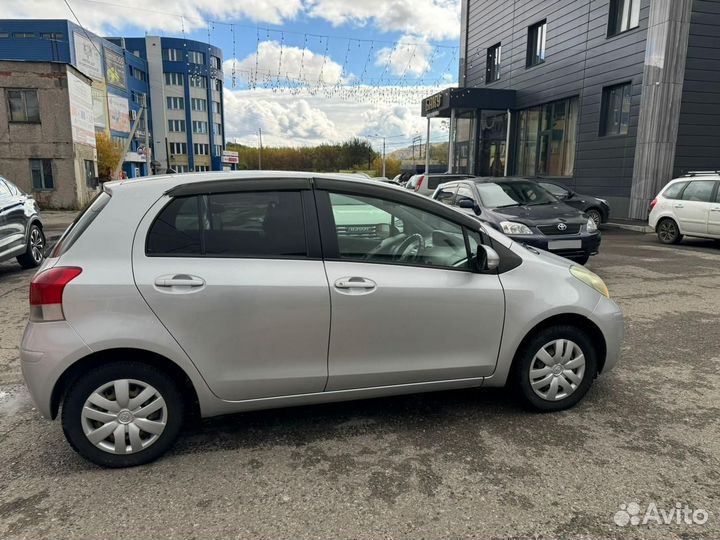 Toyota Vitz 1.3 CVT, 2010, 145 000 км