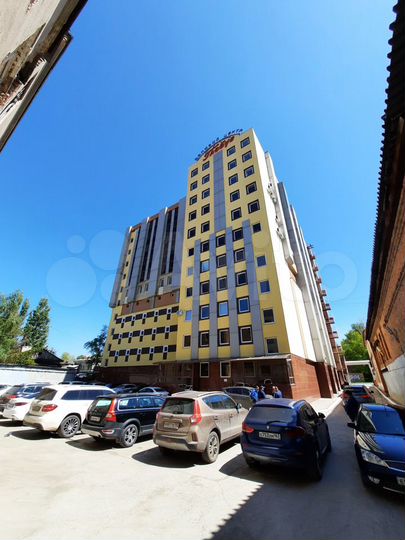 Офисное помещение площадью 307,9 кв. м