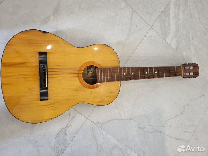 Гитара советская шестиструнная