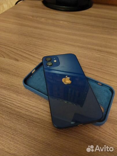 Продам iPhone 12 128 идеал