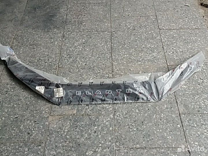 Hyundai Elantra дефлектор капота