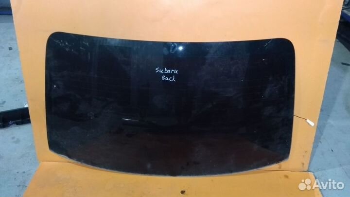 Стекло заднее на Subaru Impreza