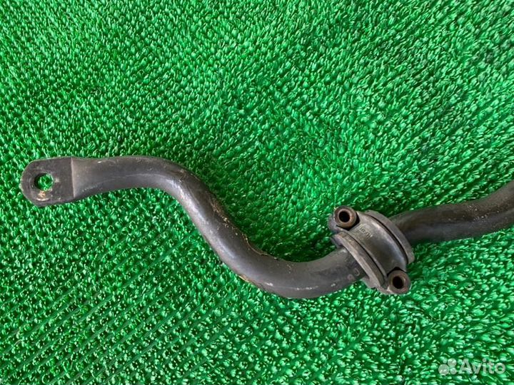 Стабилизатор перед. Cadillac Escalade