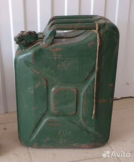 Канистра 20л металлическая