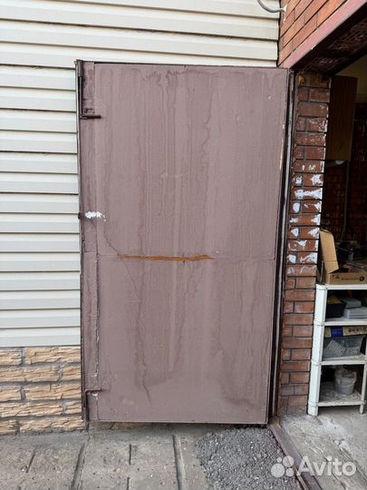 Ворота распашные гаражные металлические б/у