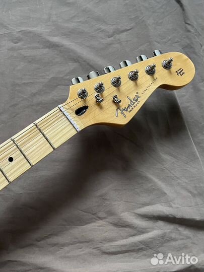 Электрогитара Fender stratocaster