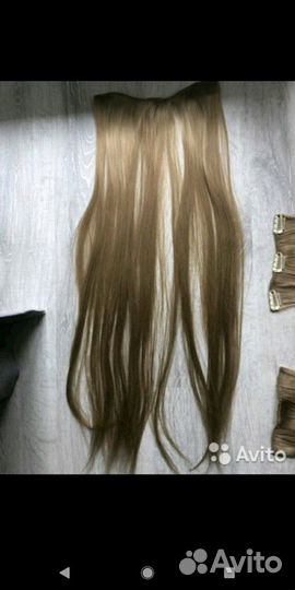 Волосы на заколках