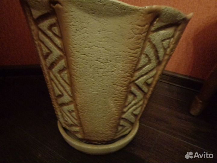 Горшки для цветов