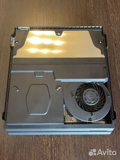 Sony playstation 4 PRO + игры 1 tb PS4 pro 1