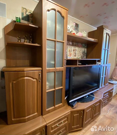 Стенка в гостиную бу
