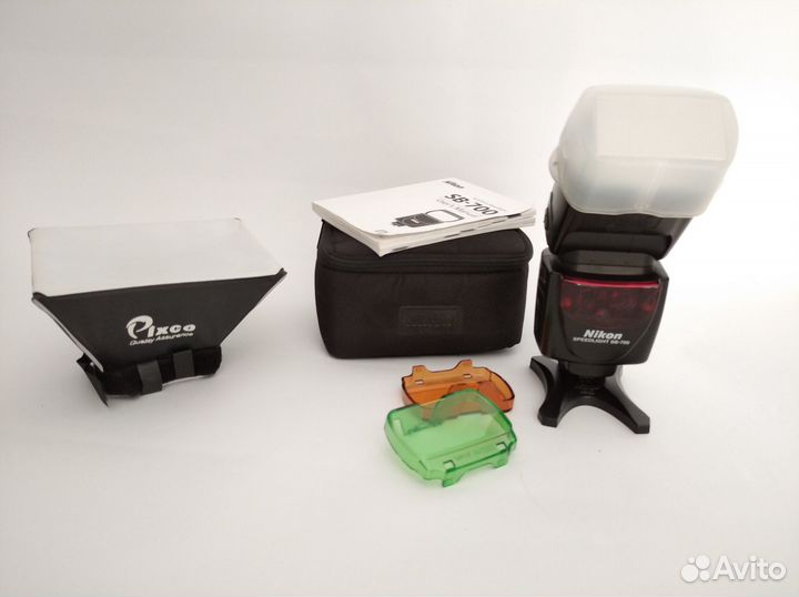 Вспышка Nikon Speedlight SB-700