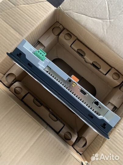 Панель оператора Schneider Magelis xbtgt 6340