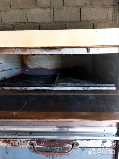 Хлебопекарная печь 